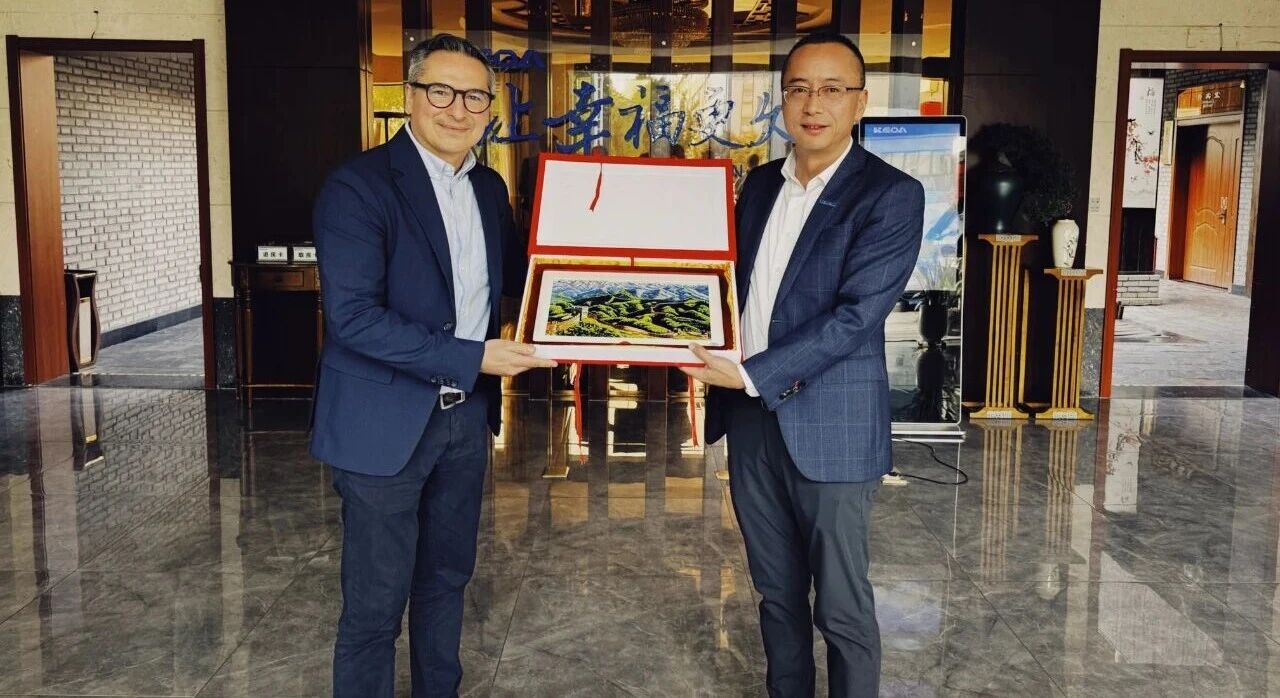 ef3248be0d7feb62579768fffeb90d39