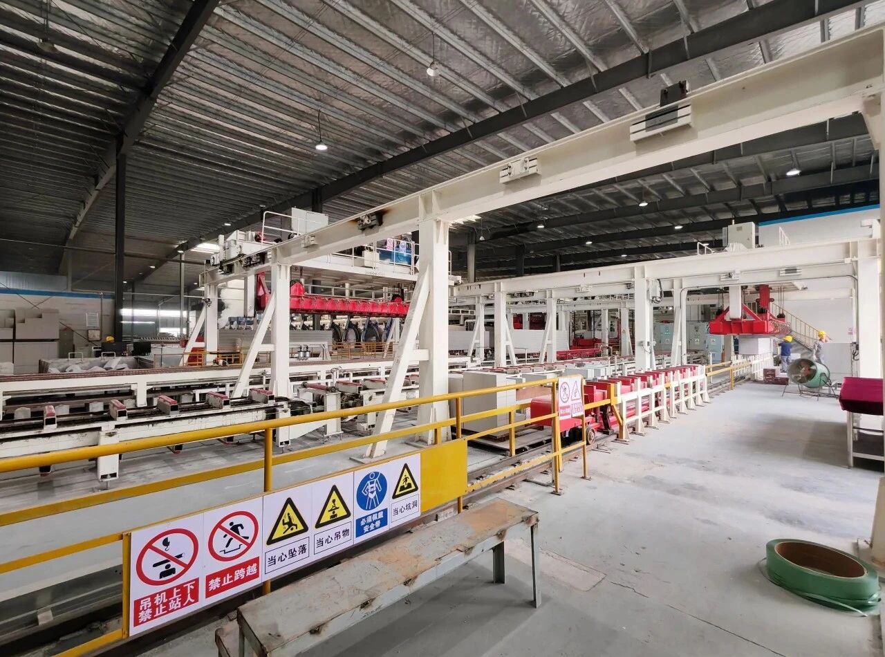 5ec33b027b0a79d46bb9f9caeb83c75f